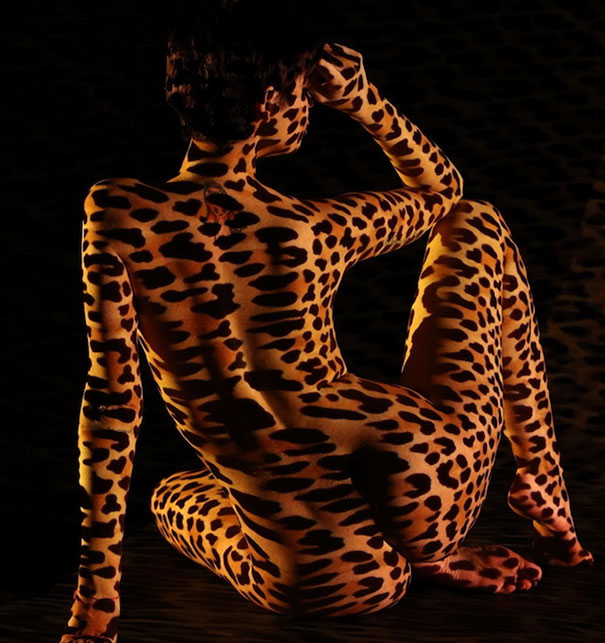 retratos-mujeres-desnudas-luz-colores-dani-olivier (7)