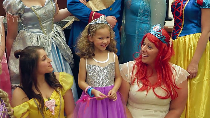 audiencia-juzgado-personajes-disney-adopcion-danielle-koning (1)