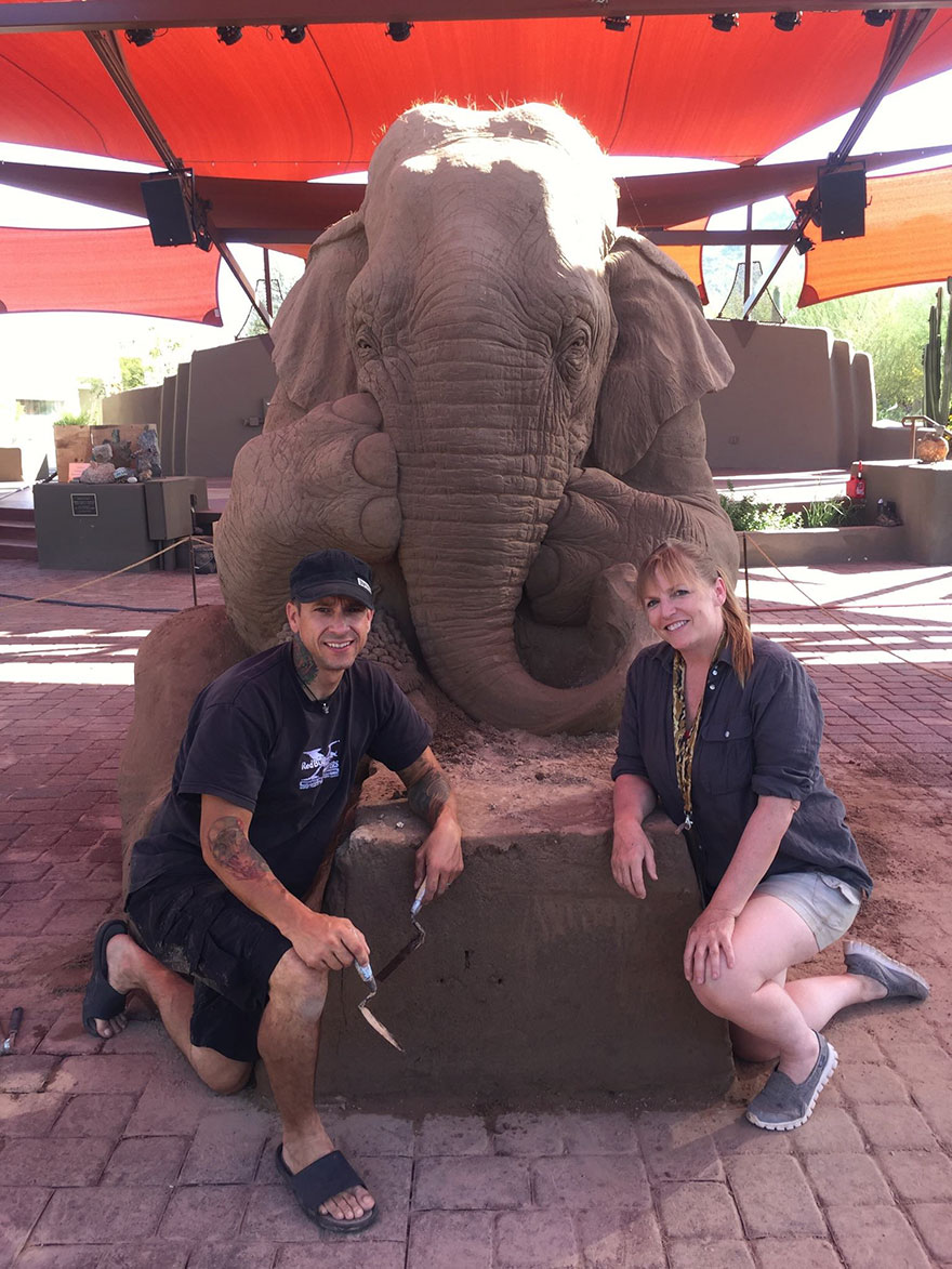 escultura-arena-elefante-raton-ajedrez-ray-villafane-sue-beatrice (6)
