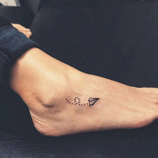 ideas-tatuajes-diminutos-pies (2)