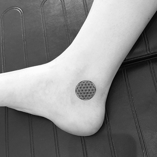 ideas-tatuajes-diminutos-pies (9)