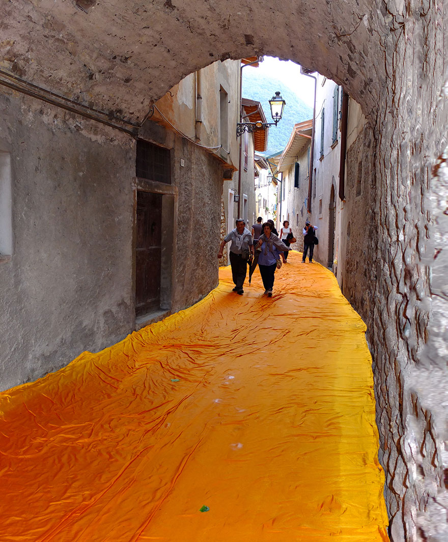 instalacion-artistica-embarcaderos-flotantes-christo-jeanne-claude-italia (7)