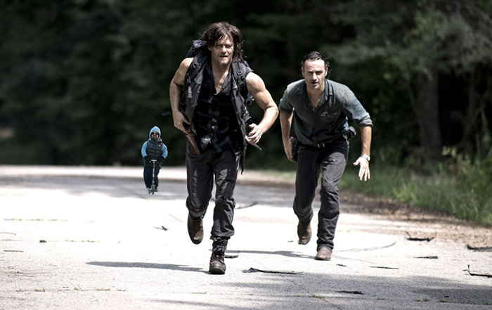 peter-dinklage-en-patinete-en-batalla-divertida-de-photoshop-tyrion-lannister-juego-de-tronos (11)