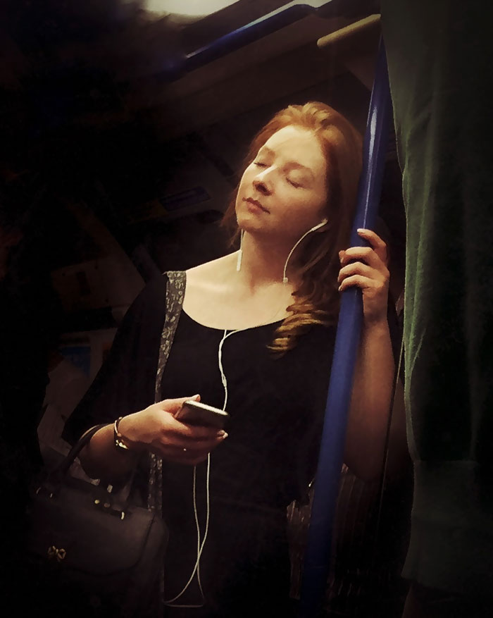 retratos-secretos-pasajeros-metro-siglo-xvi-matt-crabtree (6)