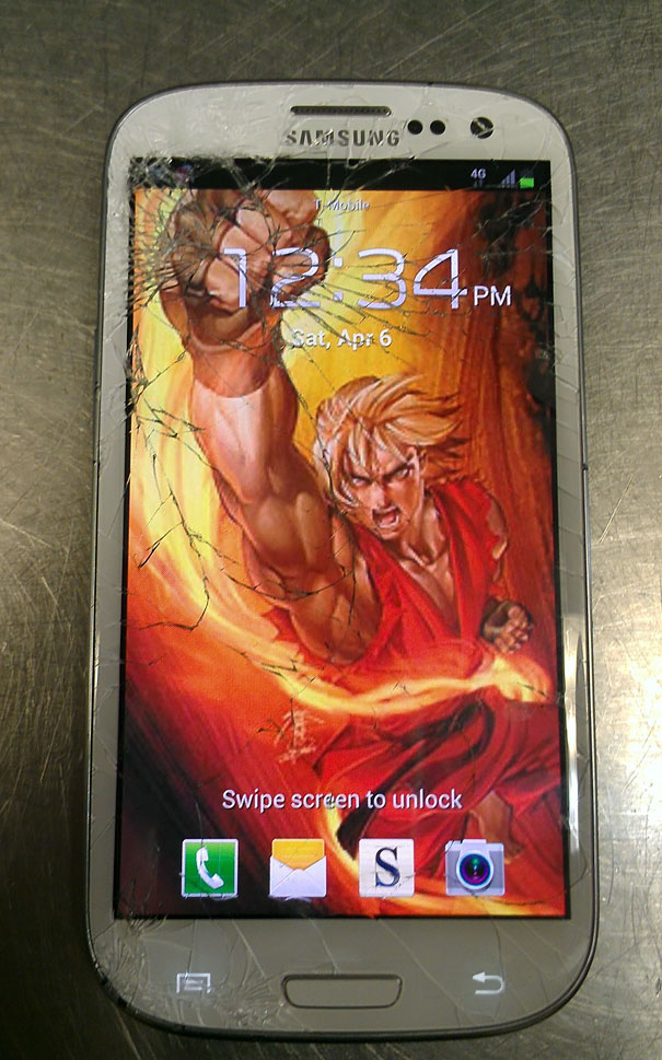 solucion-creativa-pantalla-smartphone-rota (19)
