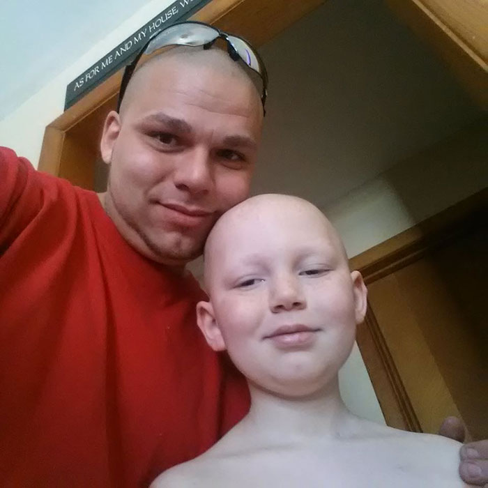 tatuaje-padre-cicatriz-cancer-hijo (3)