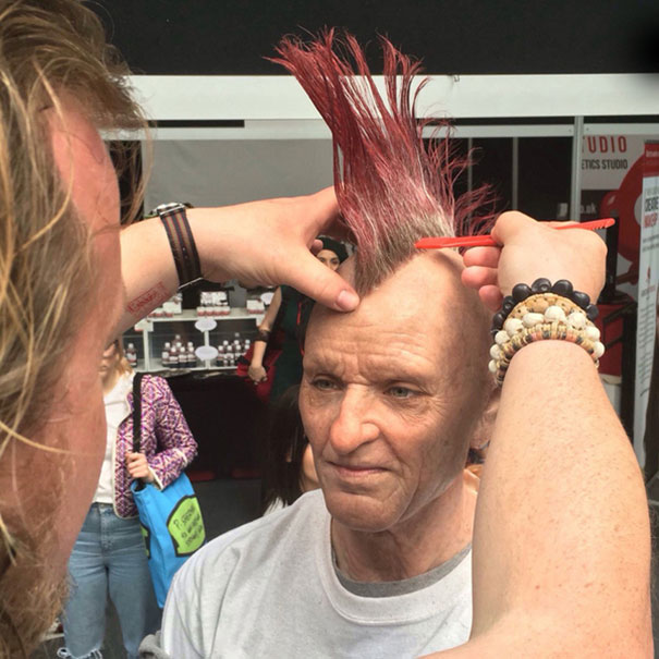 transformacion-maquillaje-anciano-punk-neill-gorton (8)