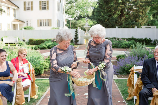 boda-nietos-abuelas-flores (2)