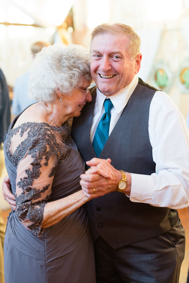 boda-nietos-abuelas-flores (4)