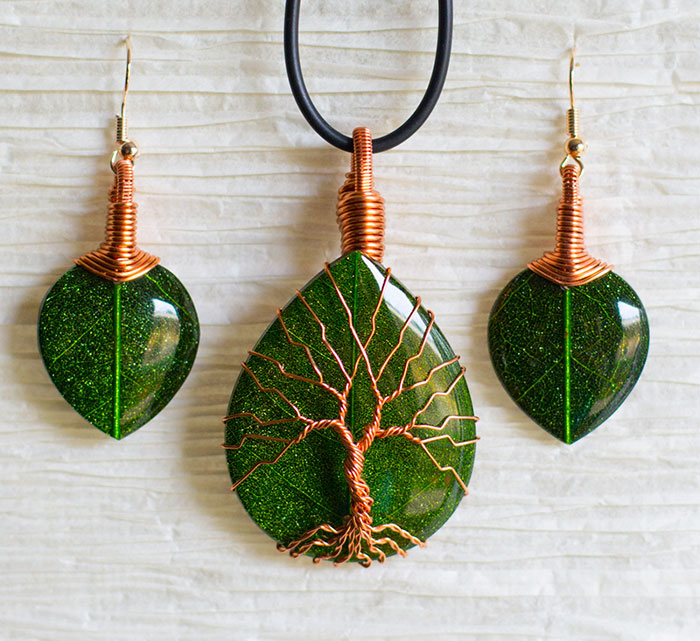 colgantes-arbol-vida-alambre-reciclado-etsy-celina-ortiz (6)