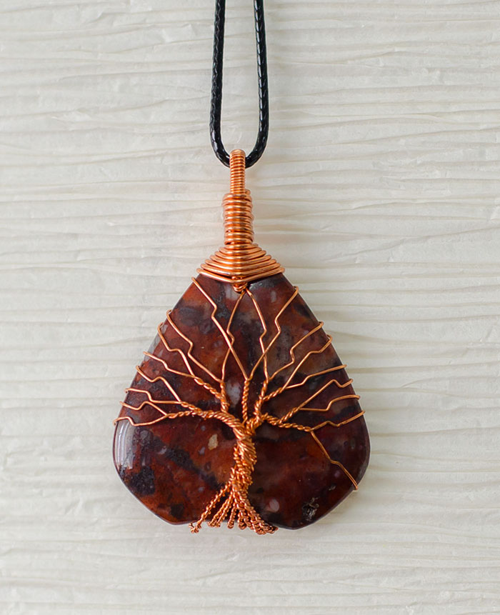 colgantes-arbol-vida-alambre-reciclado-etsy-celina-ortiz (7)