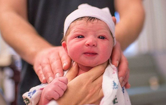 Esta madre fotografió su propio parto y las fotos te sorprenderán