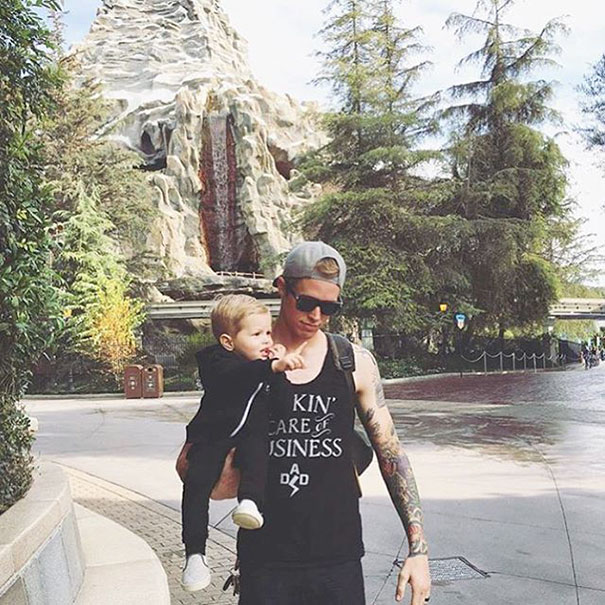 padres-tios-buenos-disneylandia-instagram (11)