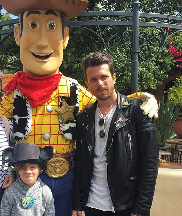 padres-tios-buenos-disneylandia-instagram (15)