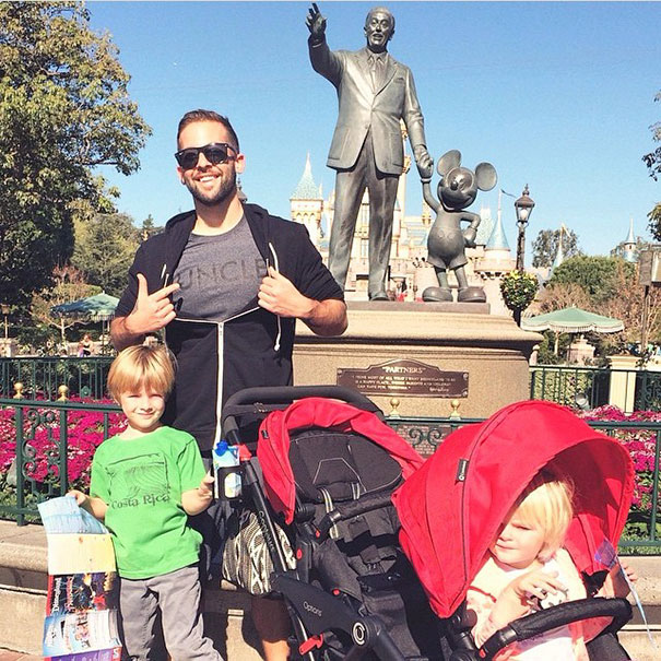 padres-tios-buenos-disneylandia-instagram (3)