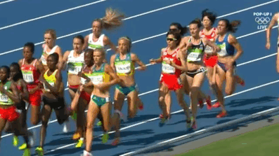 atletas-olimpicas-ayudandose-abbey-dagostino-nikki-hamblin (2)