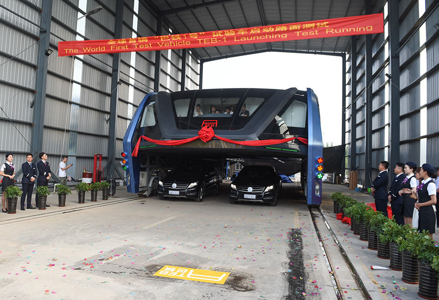 autobus-elevado-china-2 (3)