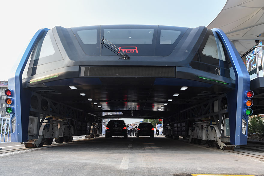 autobus-elevado-china-2 (4)