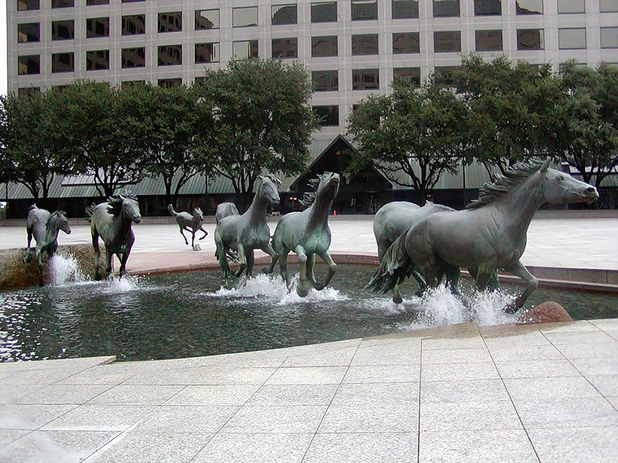 estatuas-esculturas-creativas-mundo-2 (1)