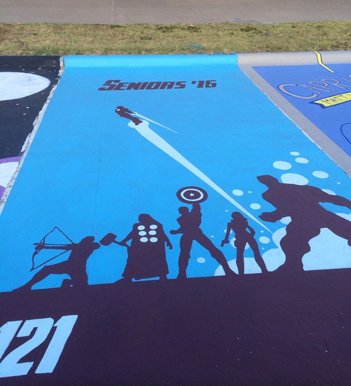 plazas-aparcamientos-decoradas-estudiantes-instituto (10)