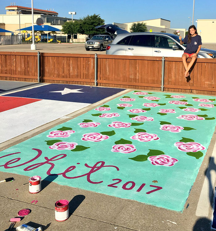 plazas-aparcamientos-decoradas-estudiantes-instituto (7)