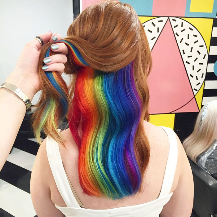 tendencia-peluqueria-cabello-arco-iris-oculto-carla-rinaldi (3)
