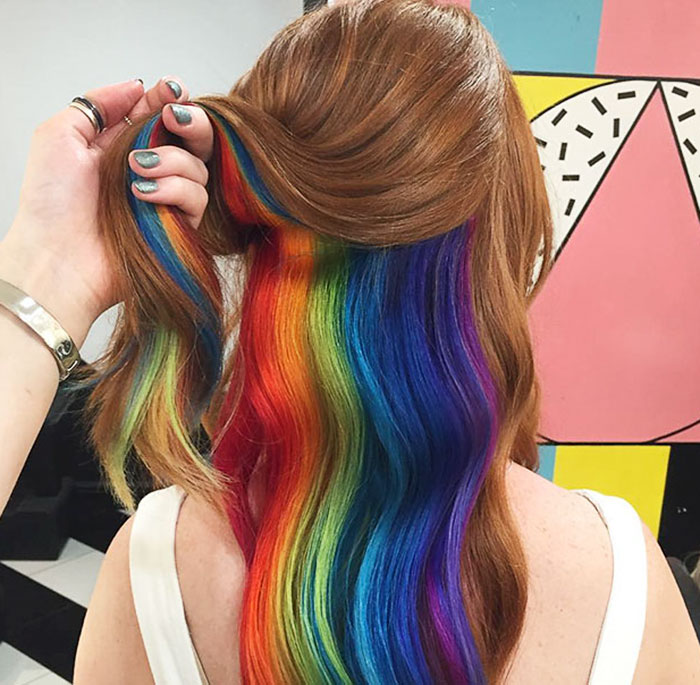 tendencia-peluqueria-cabello-arco-iris-oculto-carla-rinaldi (5)