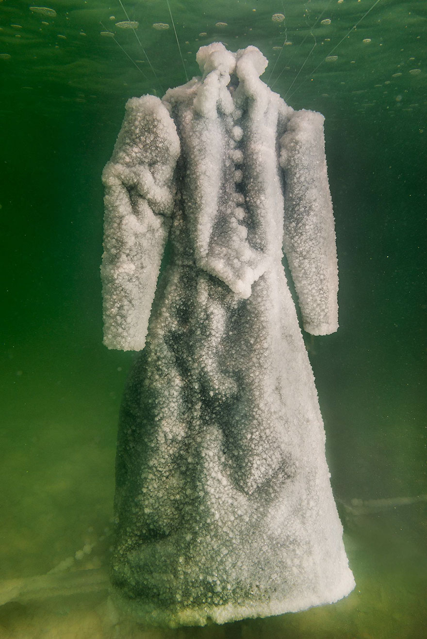 vestido-sal-mar-muerto-sigalit-landau (3)