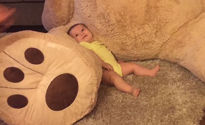 abuelo-compra-oso-peluche-gigante-nieta-maddie- (4)