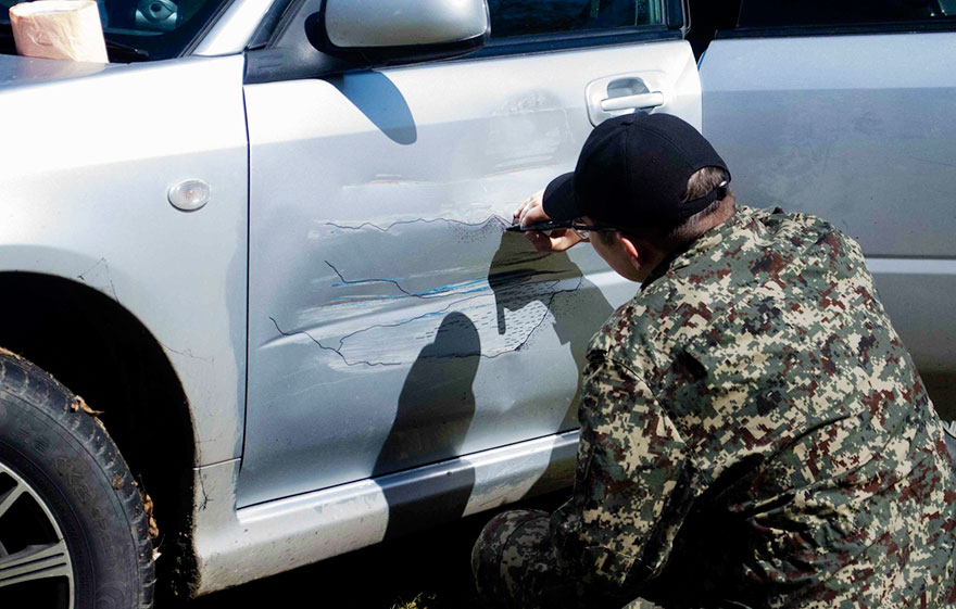arreglo-creativo-abolladura-coche-rusia (4)
