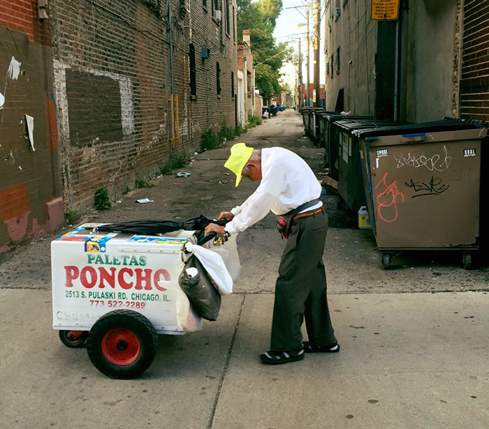 campana-gofundme-ayuda-anciano-vendedor-paletas-fidencio-sanchez (2)