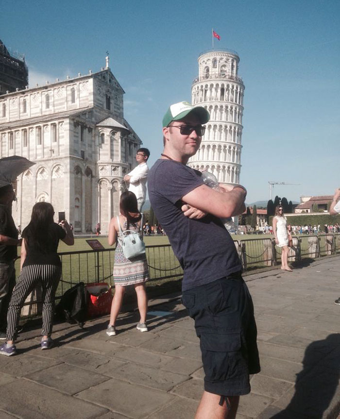 fotos-divertidas-troll-turistas-torre-pisa (6)