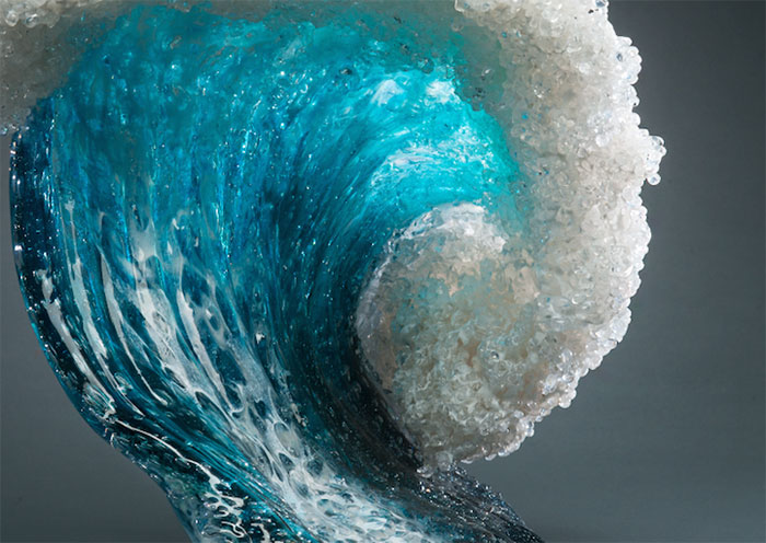 jarrones-vidrio-forma-olas-oceano-desomma-blaker (5)