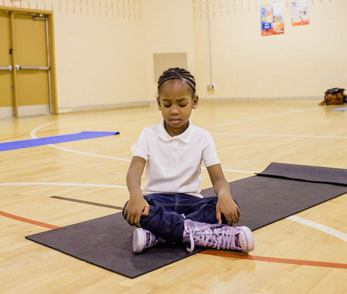meditacion-ninos-escuela-robert-coleman-baltimore (2)