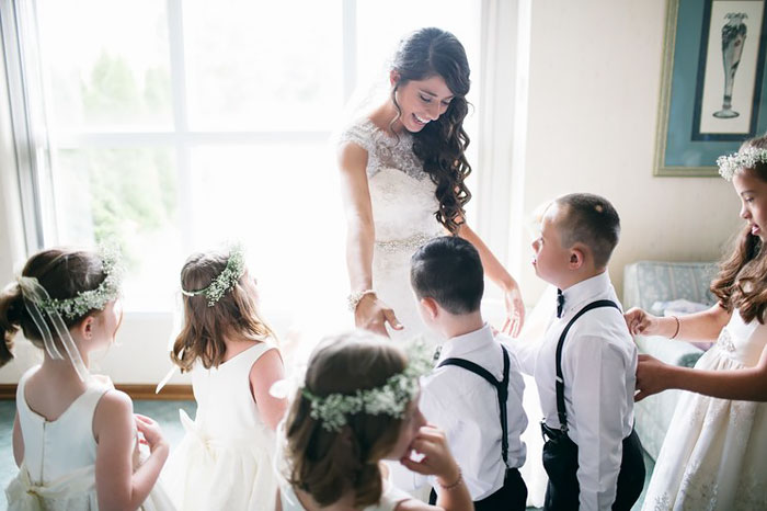 alumnos-sindrome-down-invitados-boda-profesora-kinsey-french (3)