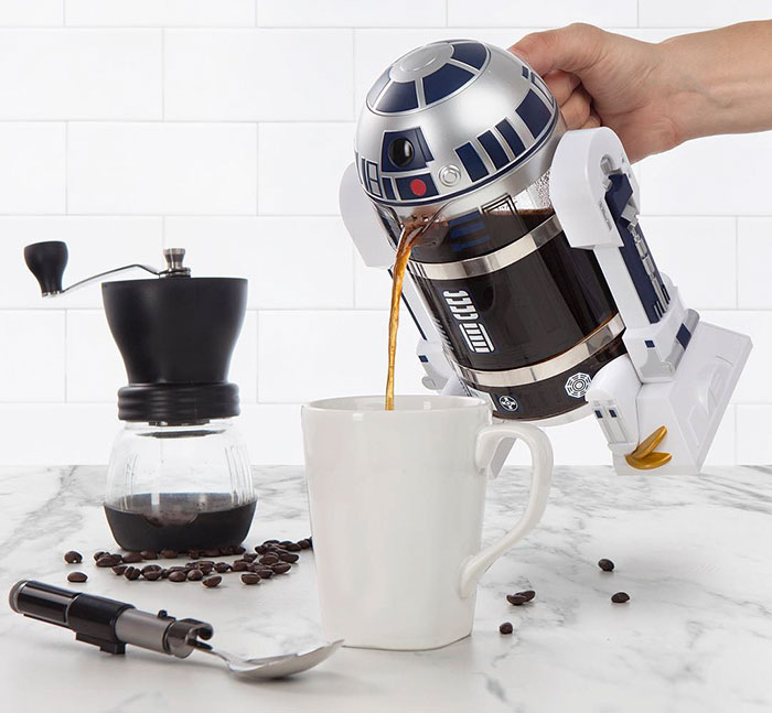 Con esta cafetera de R2-D2 tendrás la Fuerza para despertarte