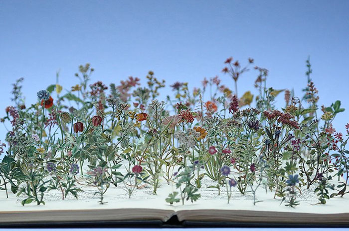 esculturas-iluminadas-libros-viejos-moradas-su-blackwell (2)