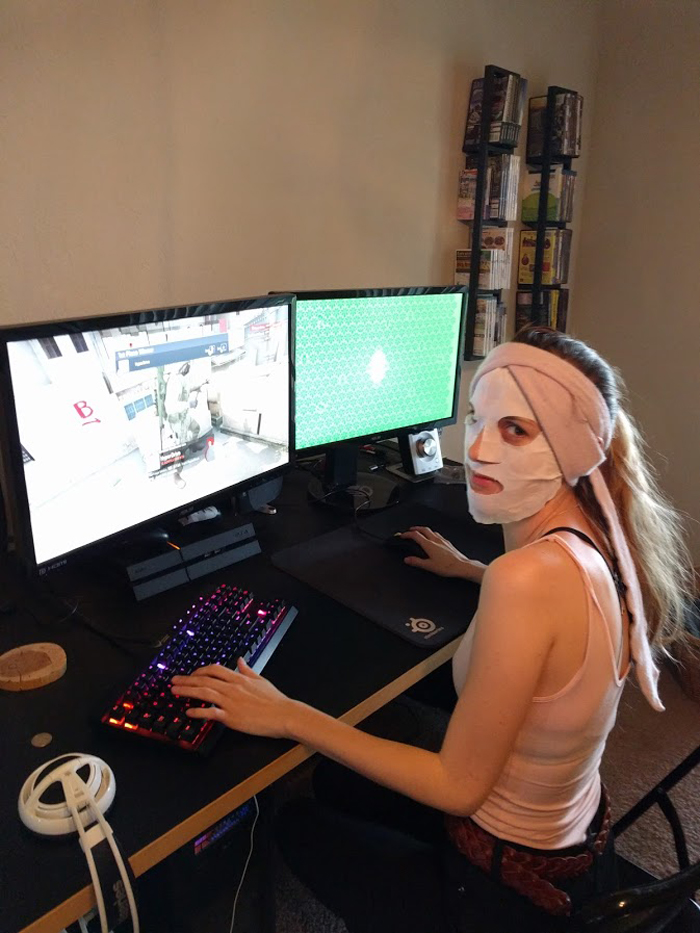 Mi Novia Intentando Hacer Multitarea