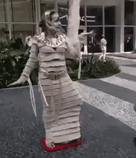 Esta Estatua Viviente Se Venga De La Tocapelotas