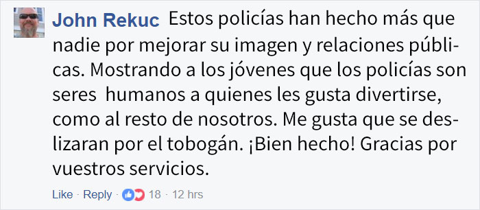 policia-tobogan-agua-3