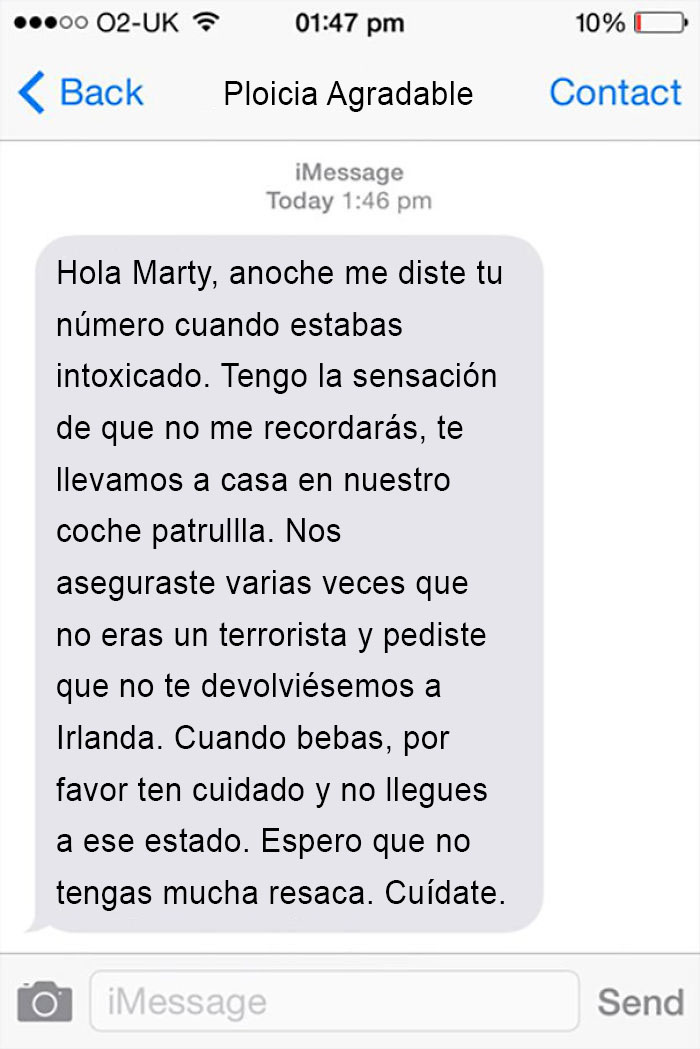 Policía En Reino Unido Envía Un Mensaje A Un Hombre Al Que Llevó A Casa Estando Borracho. Allí Incluso La Policía Es Caballerosa Y Tiene Clase