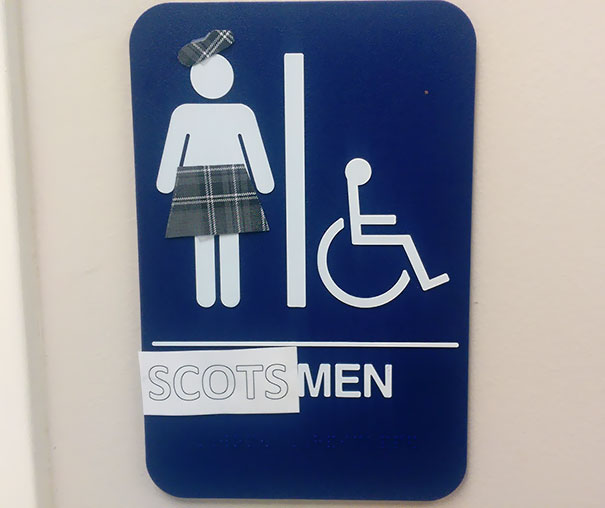 Cómo Usar El Baño De Mujeres En Una Tienda Llena De Hombres