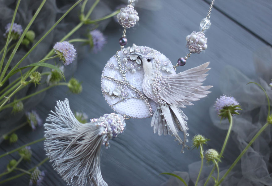Pájaros Del Paraíso Hechos A Mano Por Artesana Rusa Julia Gorina