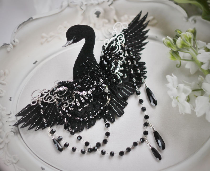 Pájaros Del Paraíso Hechos A Mano Por Artesana Rusa Julia Gorina