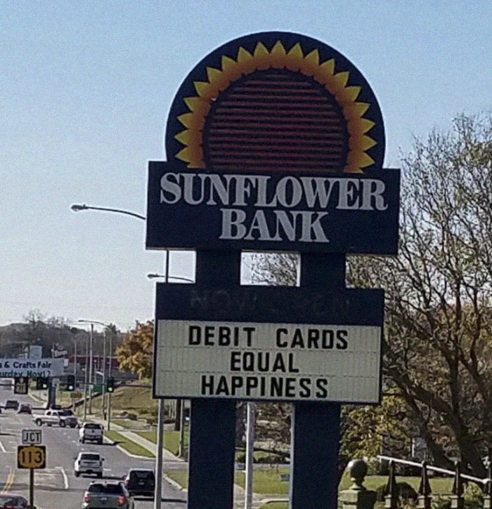 Tarjetas De Débito Igual A Felicidad