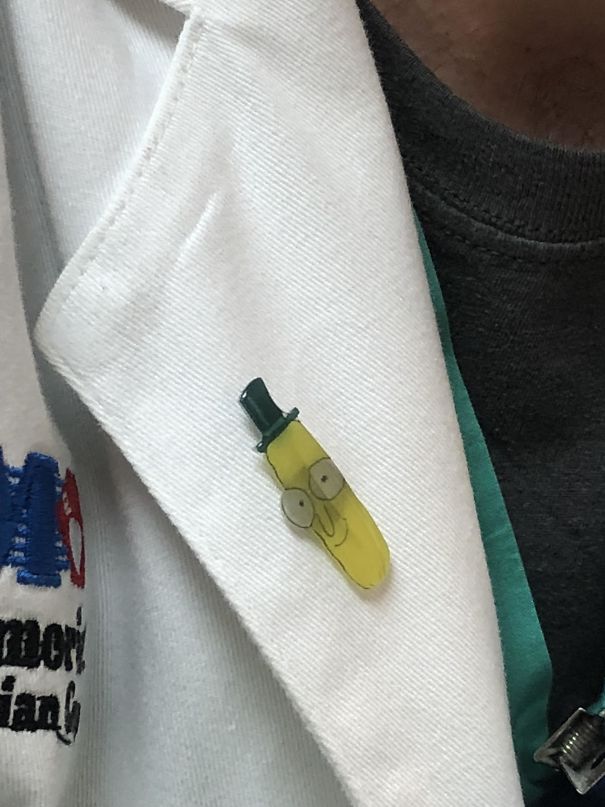 Mi Médico Del Colon Tiene Un Pin De Mr. Poopybutthole