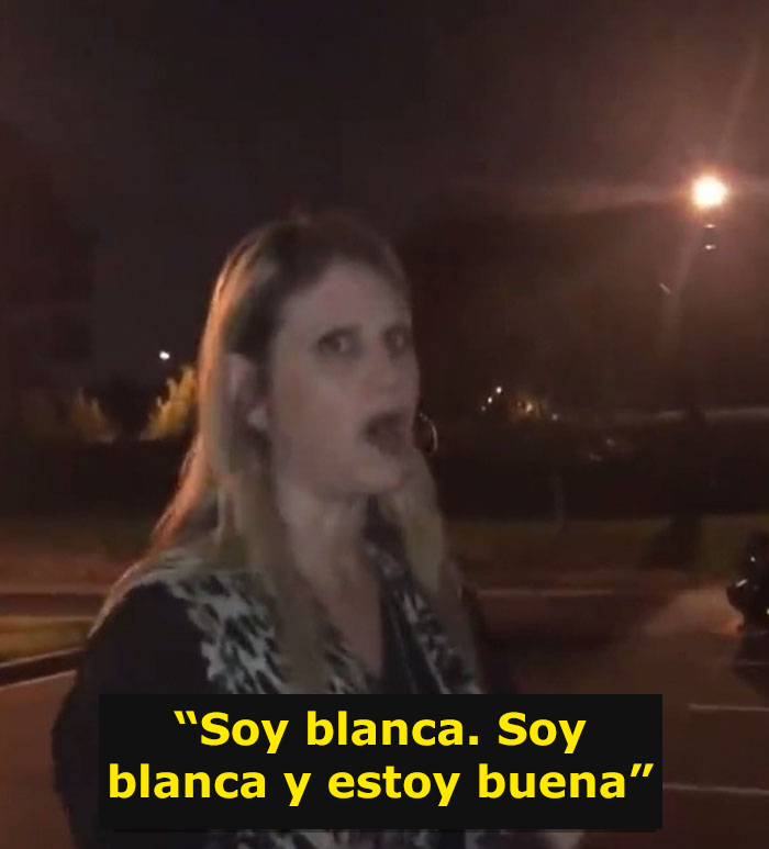 Esta racista amenazó a unas mujeres negras que esperaban en la entrada de su propia casa, e internet hizo que lo pagara caro
