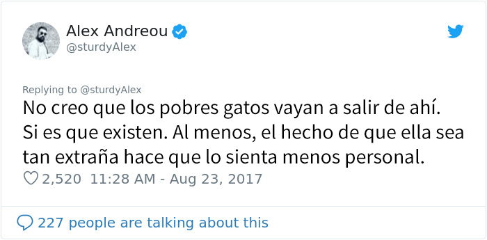 Este hombre fue rechazado como adoptante de un gato por ser gay, así que compartió los mensajes al respecto
