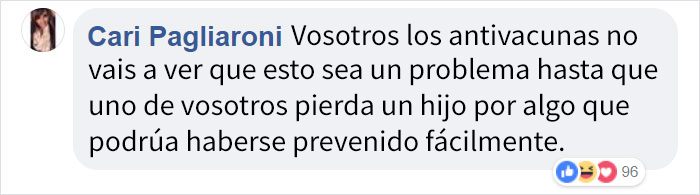 La gente aplaude a esta enfermera que acalló a los antivacunas usando su propia lógica