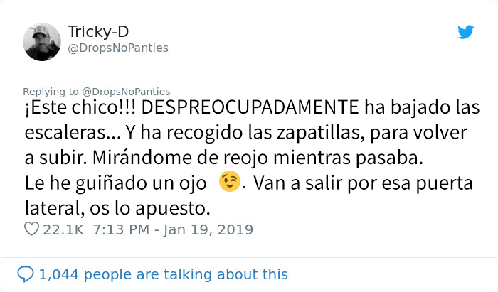 Este hombre descubre que su hijastro pasó la noche con una chica en casa, y está deseando ver cómo salen de ahí por la mañana